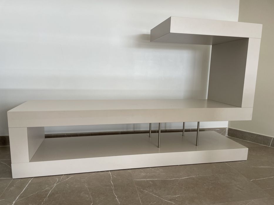 Movel de TV com design moderno e elegante