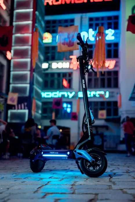 Wodoodporna hulajnoga elektryczna Hiley Tiger EVO GT - Midnight Blue