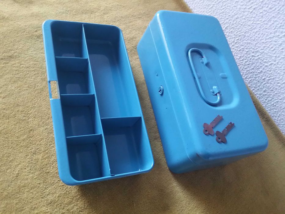 Caixa Cofre Antiga