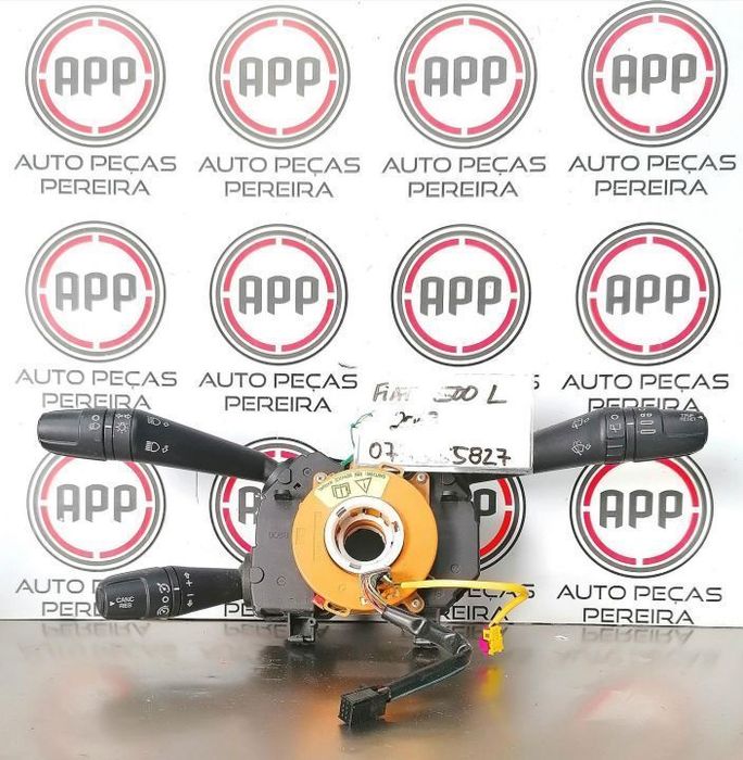 Comutador luzes e piscas Fiat 500 L 2013 referência 073555827.