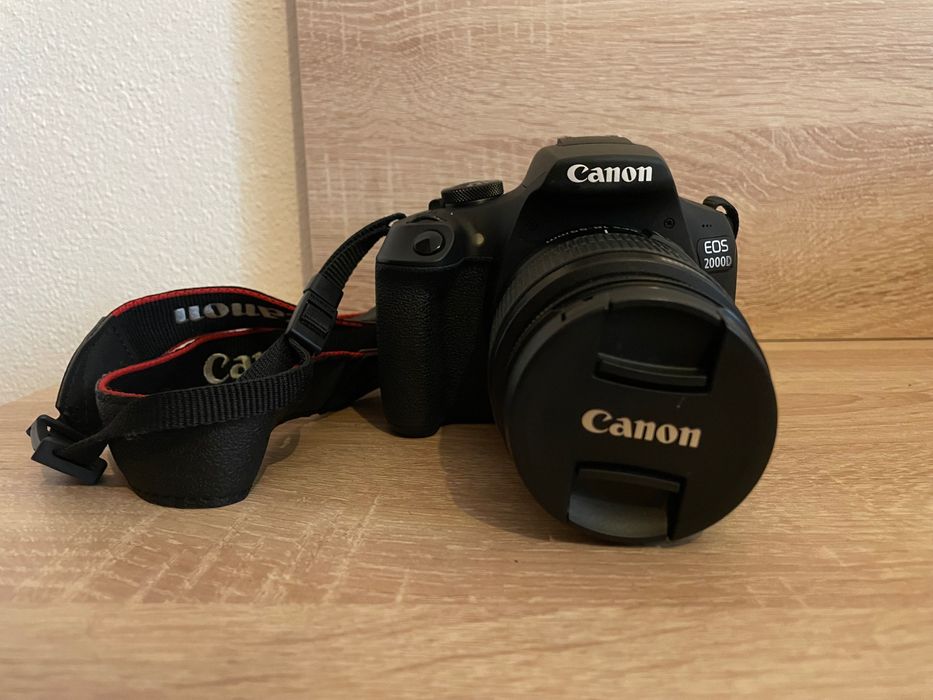 Máquina Fotográfica Canon 2000D