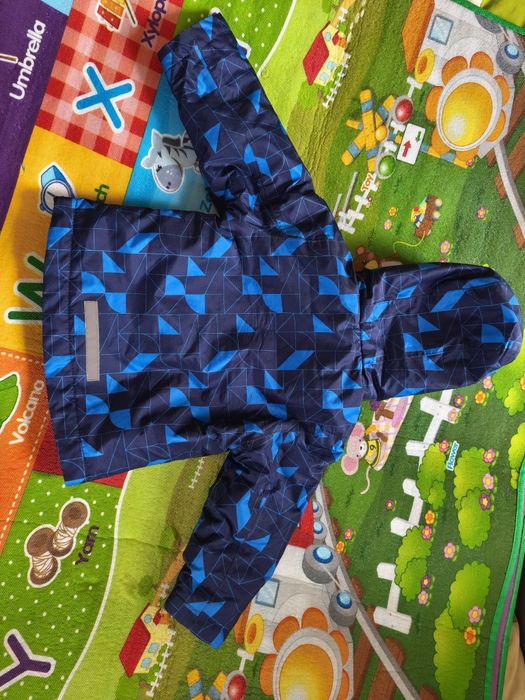 Куртка з капюшоном від бренду Lassie, розмір 86/92