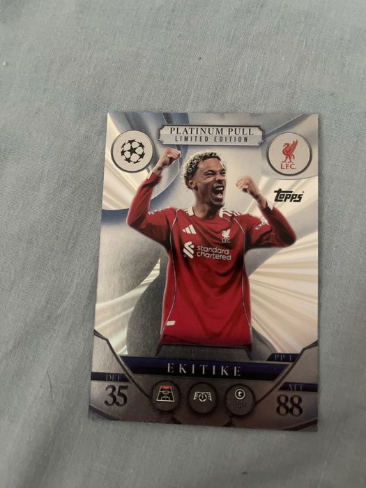 Karty piłkarskie topps