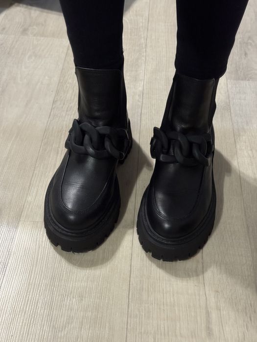 Ботинки челсі чоботи жіночі