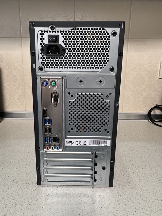 Asus Prime A320M-K , AMD Ryzen 3 4300GE, DDR4 16 GB, SSD 250GB