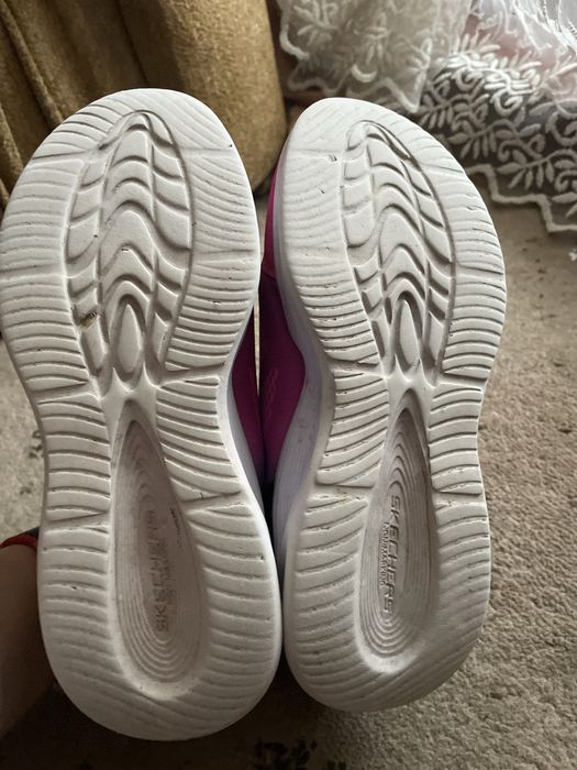 Дитячі кросівки з вогниками