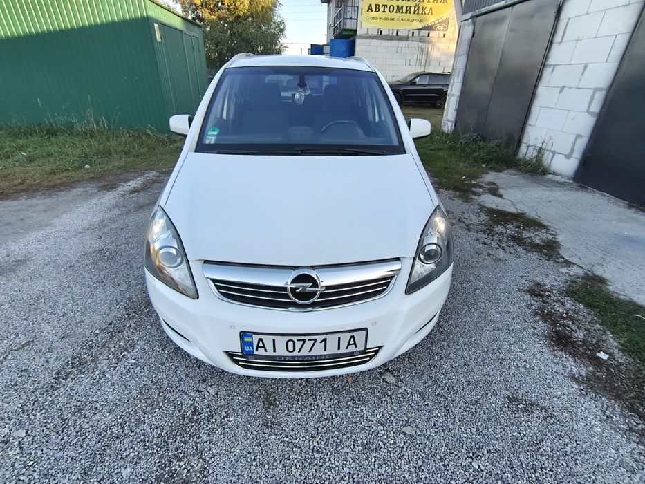Opel Zafira 2012