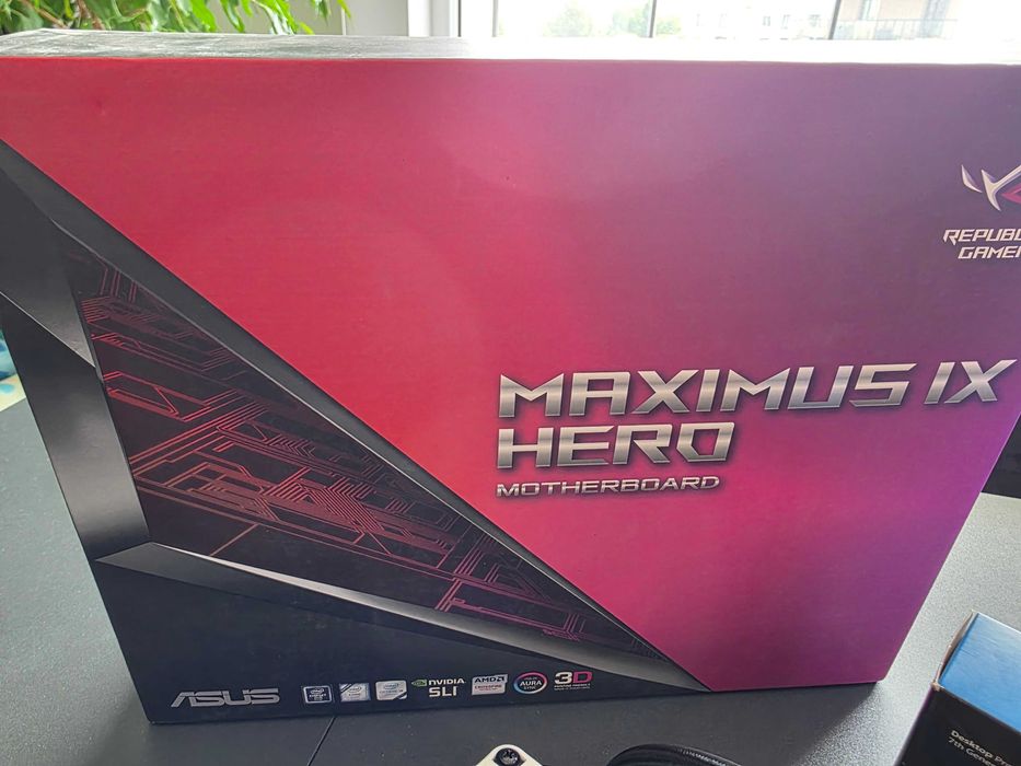 Asus Maximus IX Hero, Intel i7-7700K + Kraken x62