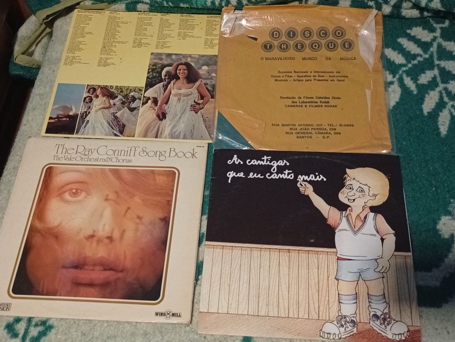 Vendo CDs de vinil vários