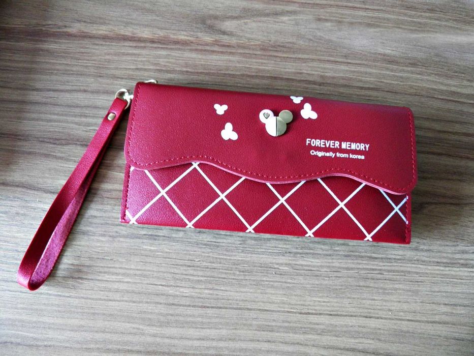 Czerwony portfel - Myszka Mickey