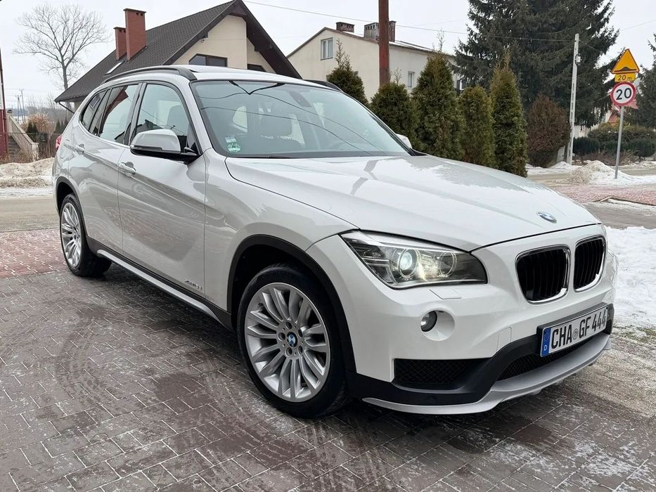 BMW X1 *171tyskm 2015r 4x4 X-DRIVE *nowy rozrząd *XENON NAVI PROF Panorama...