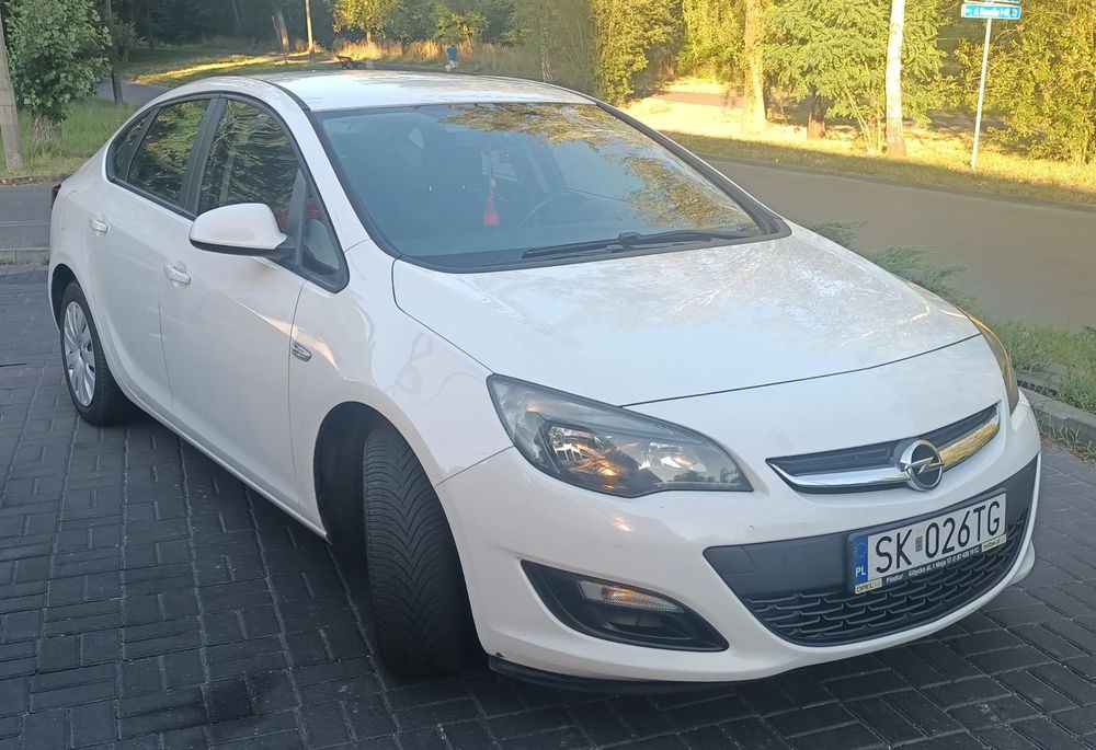 Opel Astra OPEL ASTRA J, z 2016 roku, 1.4 Turbo, 140 KM, benzyna + LPG, przebieg