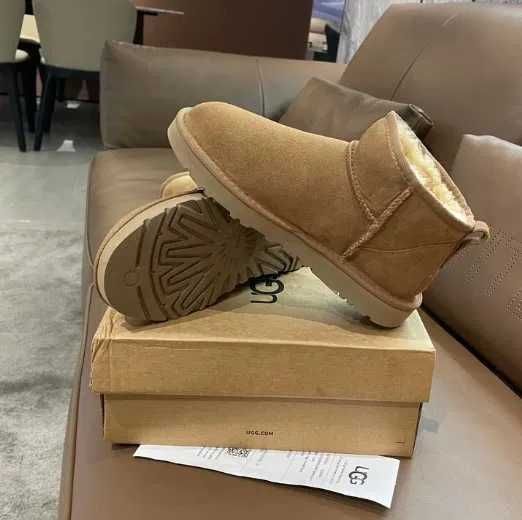 UGG Classic Mini Boots Chestnut r.37