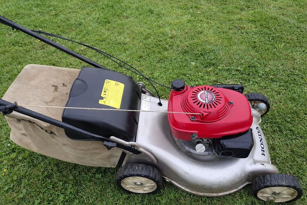 Kosiarka spalinowa Honda IZY