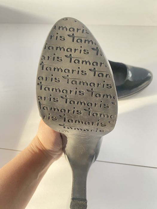 Туфлі лакові чорні