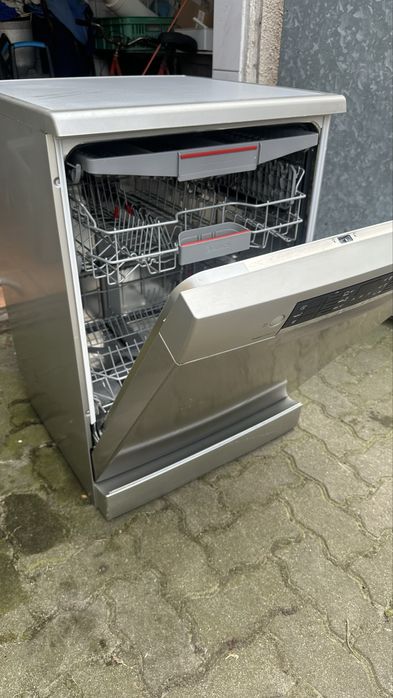 Zmywarka Bosch.