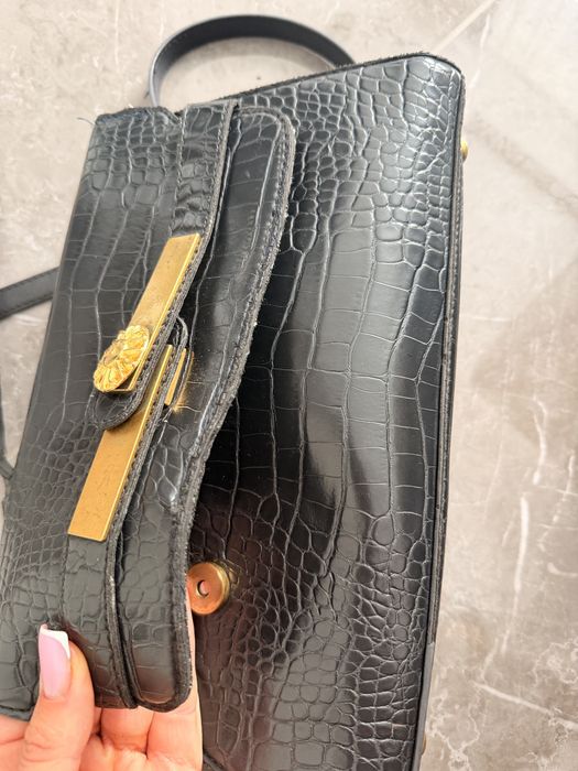 Сумка Guess Enisa Top Handle