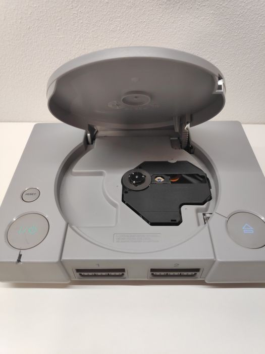 Consola PlayStation 1 + 2 comandos