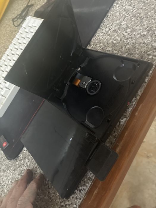 Playstation 2 nao qcompanha cabos nen comando , nao uso mais , por isso a venda