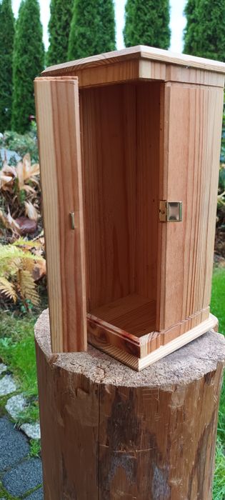 Dębowa stojak po butelce