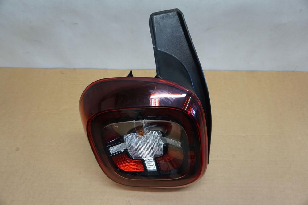 lampa lewa tylna dacia duster ii 265558217r