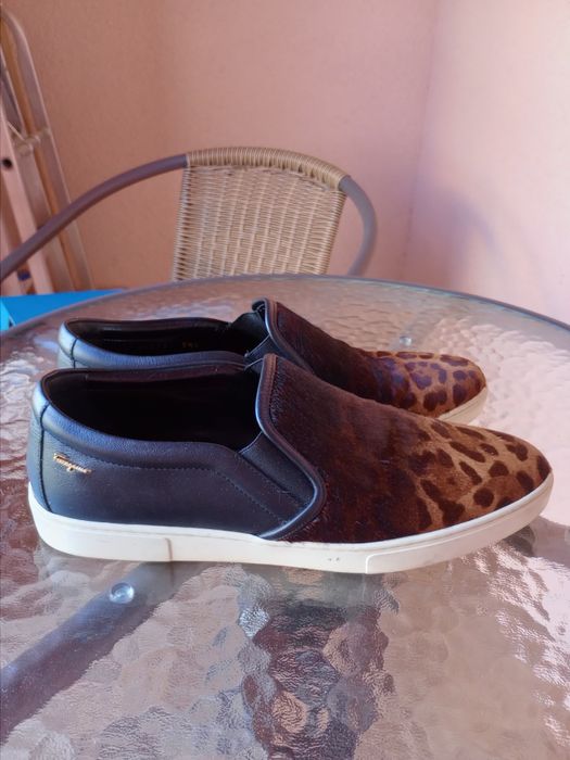 Жіночі шкіряні макасіни, лофери