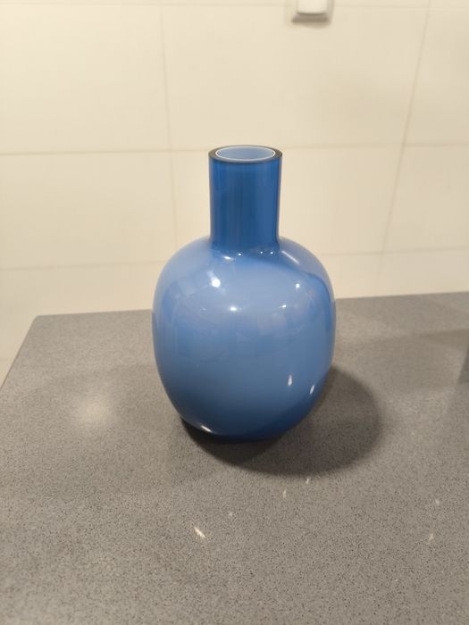 Blue glass jars64584490275201121