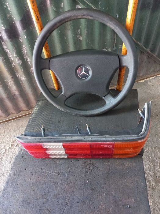 peças  para  Mercedes  190 caixa  de  velocidades volante jantes de  ferro e tampoes e  farolins