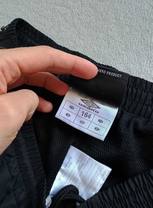Młodzieżowe spodnie full-zip pants UMBRO - rozmiar/size 164, czarne/black