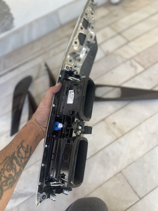 Condutas e plasticos de portas e46