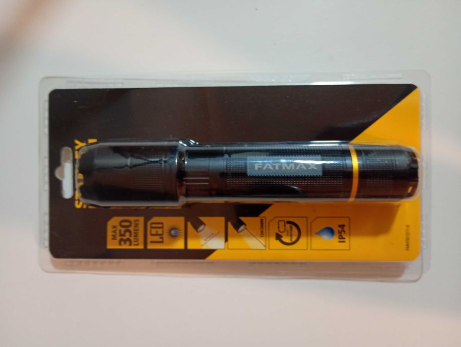 Latarka Stanley Latarka kieszonkowa 350LM FMHT81511-0