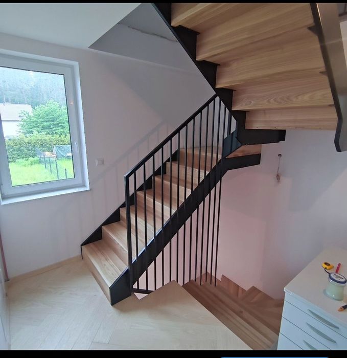 Stopnie drewniane schody trepy JESION -lite drewno