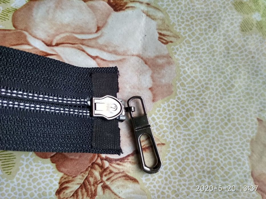 Продам молнию,змейку