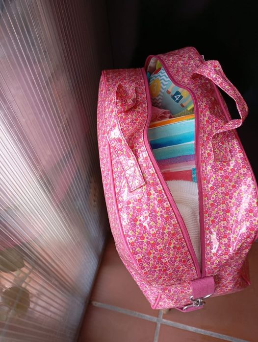 Vendo Saco de bebé marca tuque  tuque