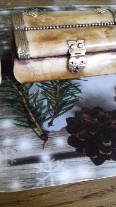 szkatułki na biżuterię