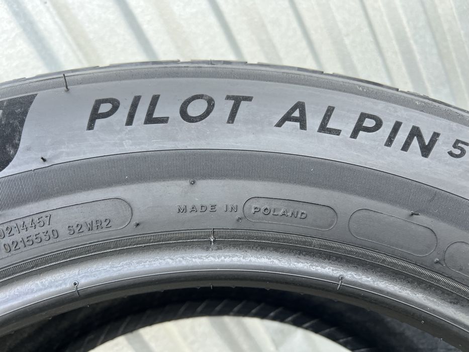 Michelin Pilot Alpin 5 SUV 255/55 R18 109V | 2023–2024 |