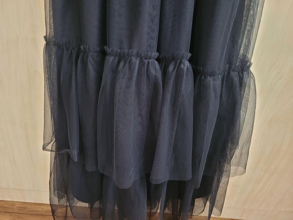 Нарядне плаття shein на 8 років
Пог 35. Довжина 112. Стан відмінний