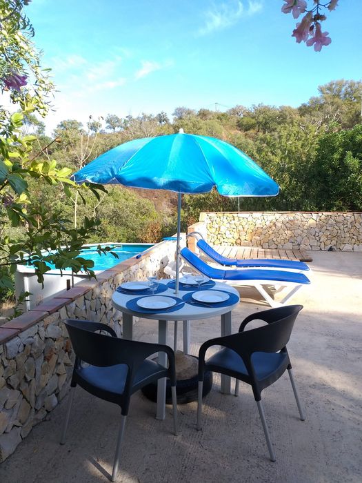 Algarve casa v2 com piscina privada barbecue apartir 29 Agosto a 15minutos da praia