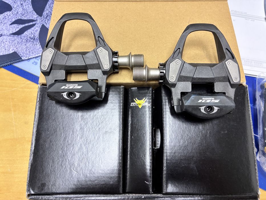 Pedais Shimano 105