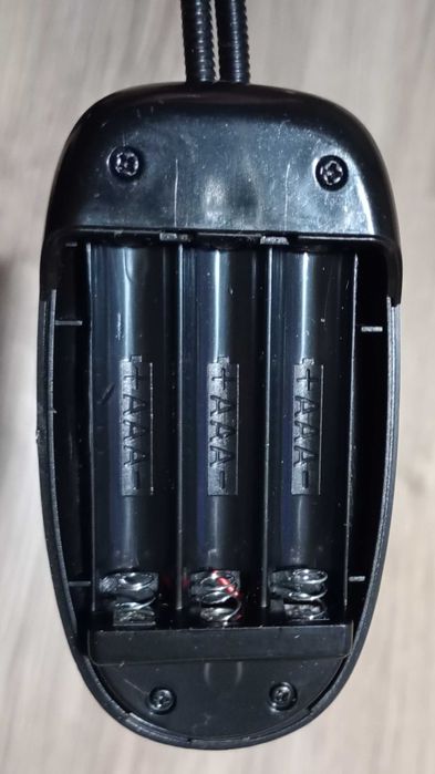 Podwójna lampka led z klipsem i regulacją oświetlenia