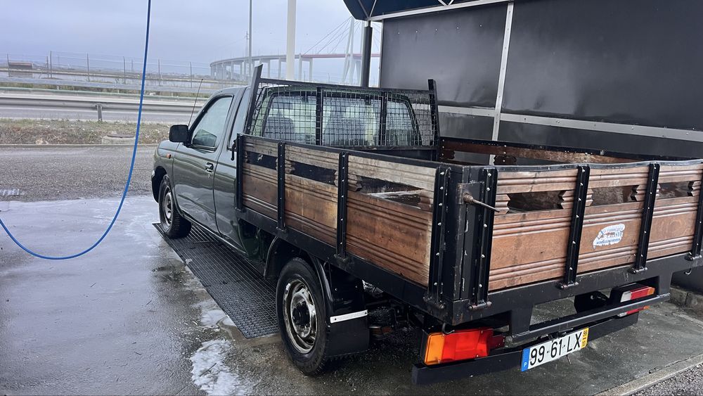 NISSAN D22 2.5 D 4x2