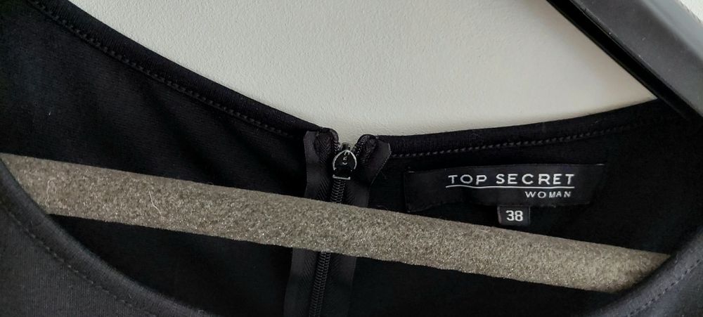 Czarna sukienka Top Secret