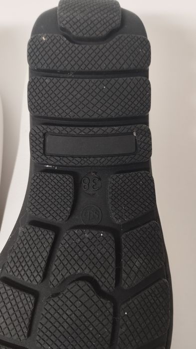 Sapatos / Mocassins de homem NOVOS