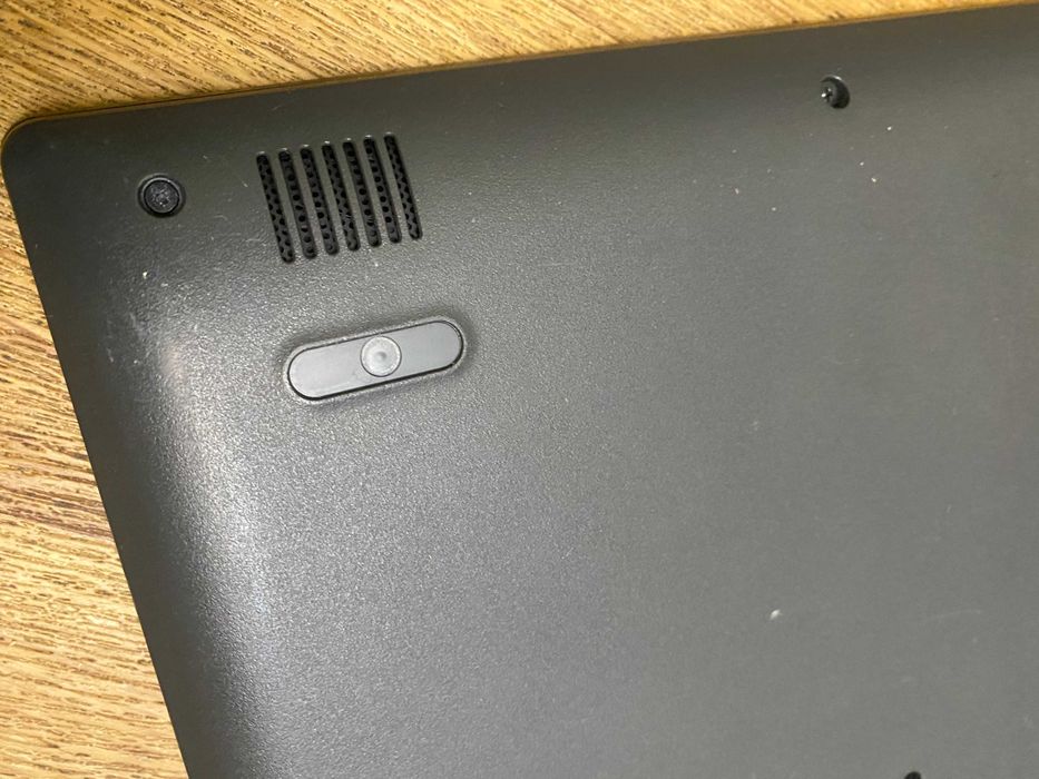 Ноутбук Lenovo Ideapad 330-15ikb, i3-8130u, 8 Gb DDR4, 240 Gb SSD