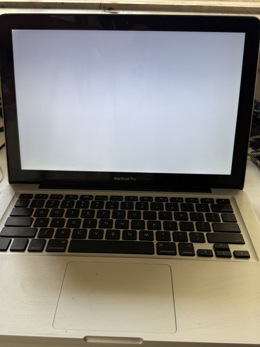 Macbook Pro 13 em funcionamento