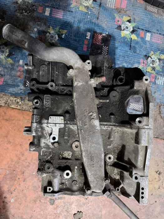 Блок двигуна двигателя ej20 subaru