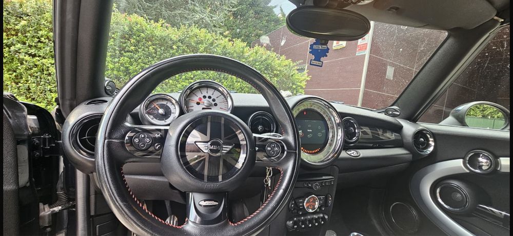 MINI Cabrio — fotografia 3