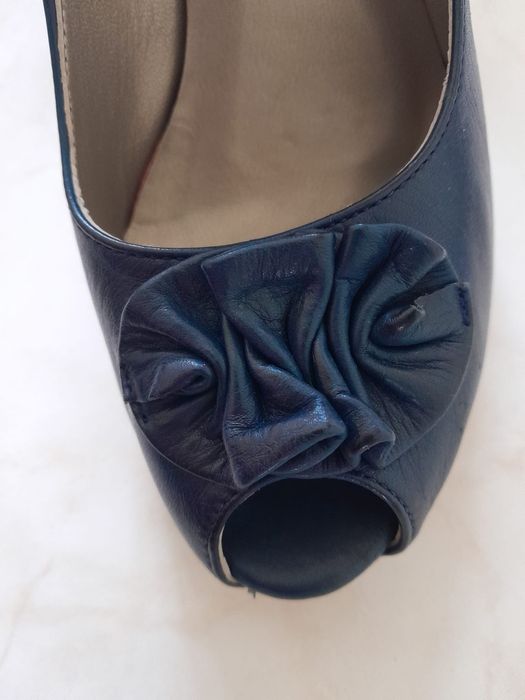 Sapatos de cerimónia mulher azul escuro como novo.