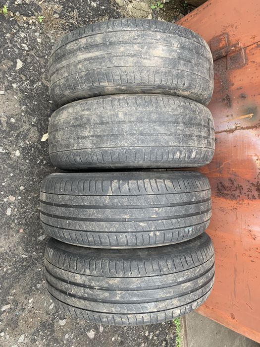 Продам 215 60 R16   Michelin  4шт