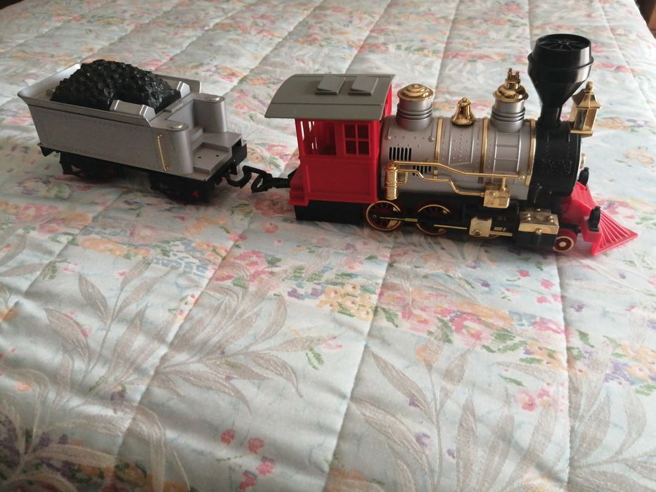 Comboio para colecao em plástico